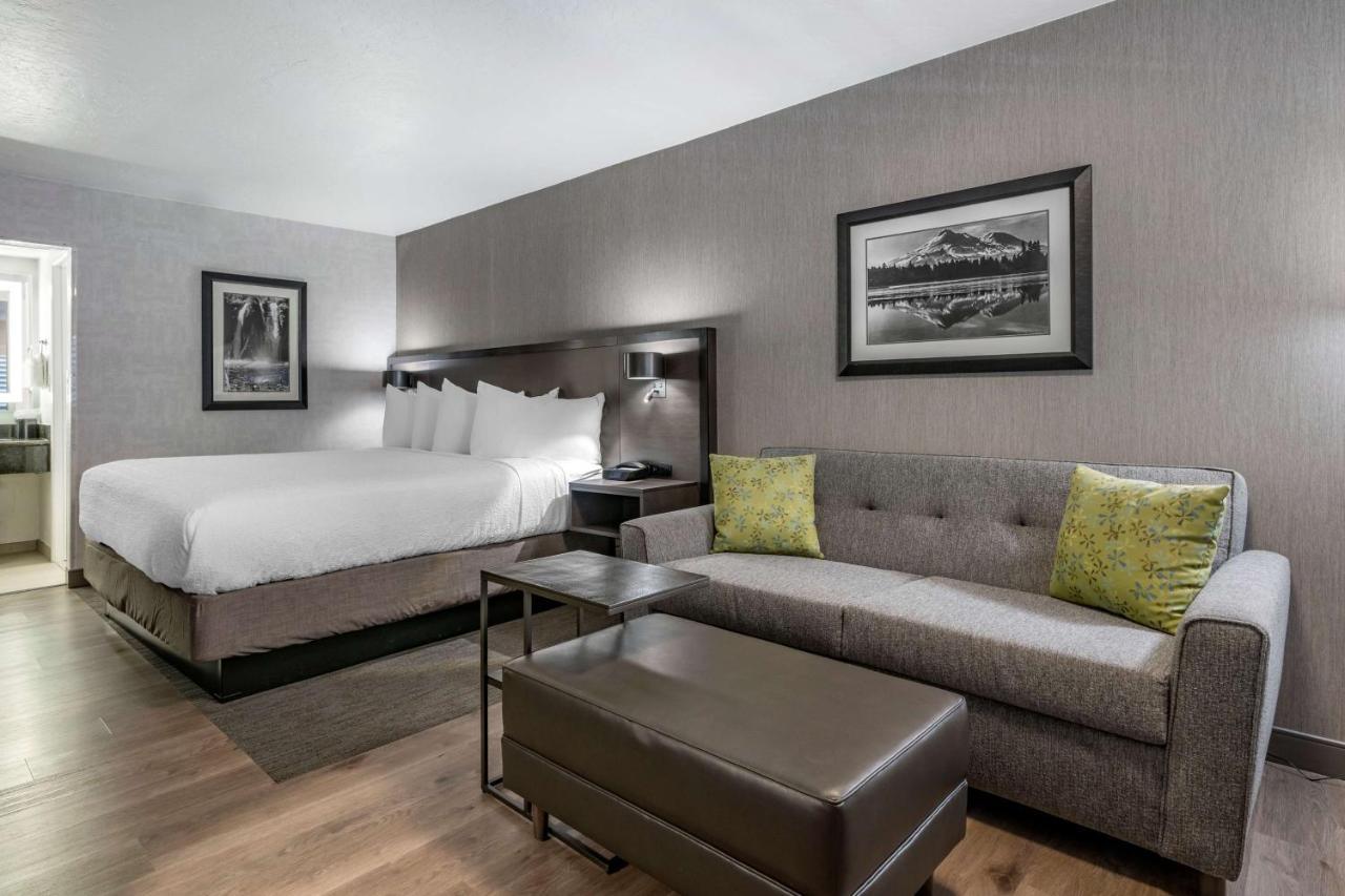 Best Western Plus Hilltop Inn Реддинг Экстерьер фото