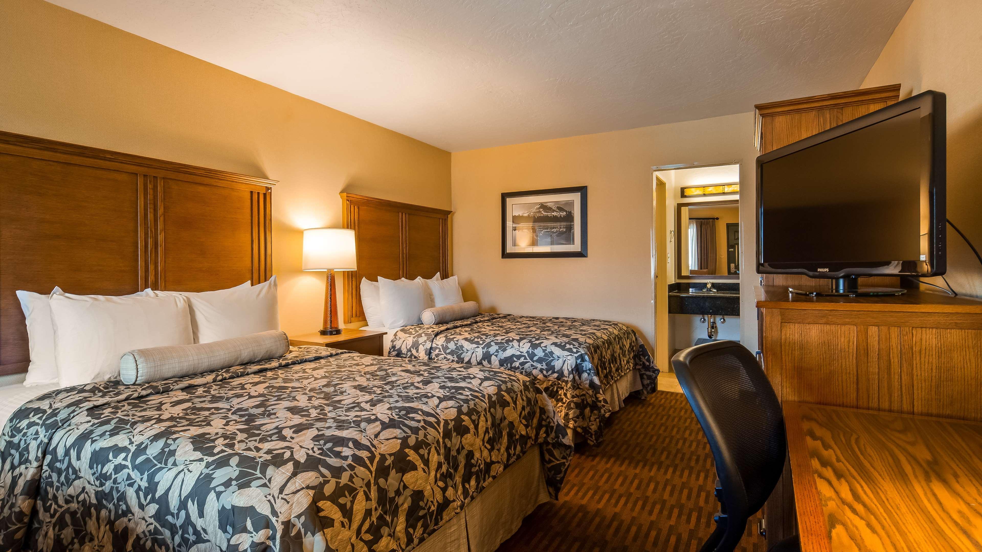 Best Western Plus Hilltop Inn Реддинг Экстерьер фото